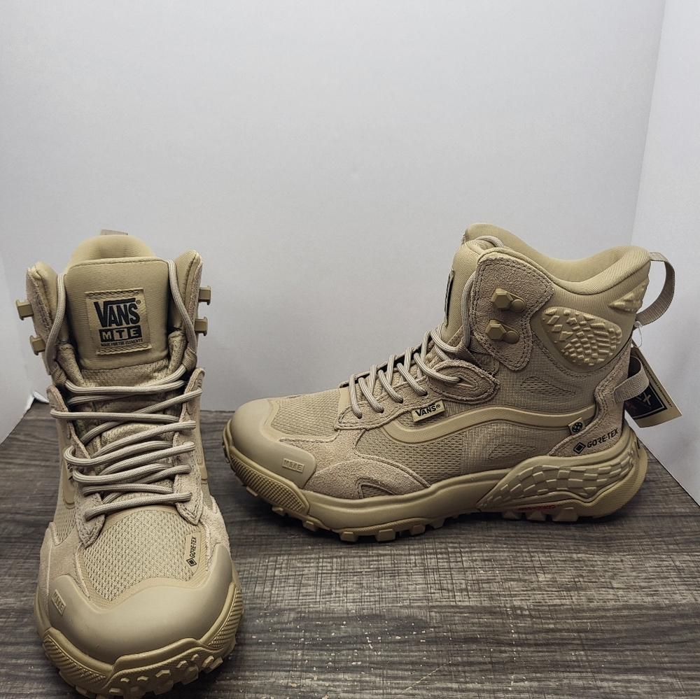 VANS Crestline GORE-TEX MTE Hiking Boots Mens 7 Wms 8.5 Waterproof Tan New